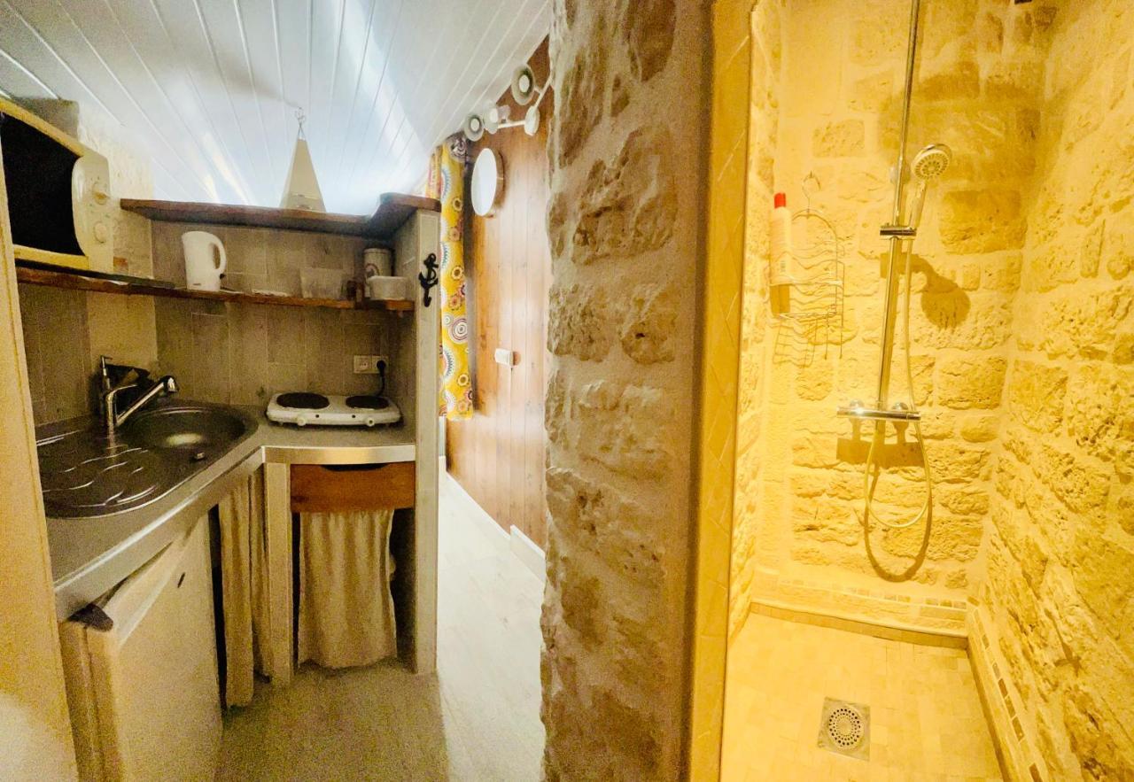 Le Mas Des Mathes, Chambres D'Hotes, Studios Les Mathes Exterior photo